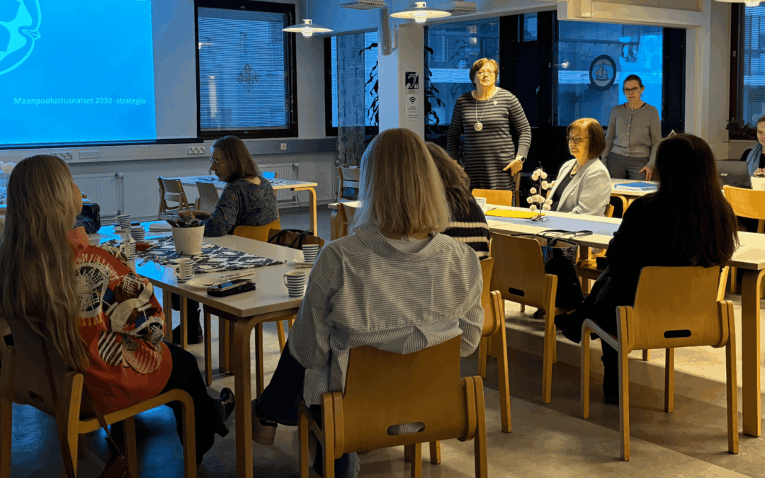 Espoon MN: Kevätkokous esitteli strategiaa ja palkitsi ansioituneita