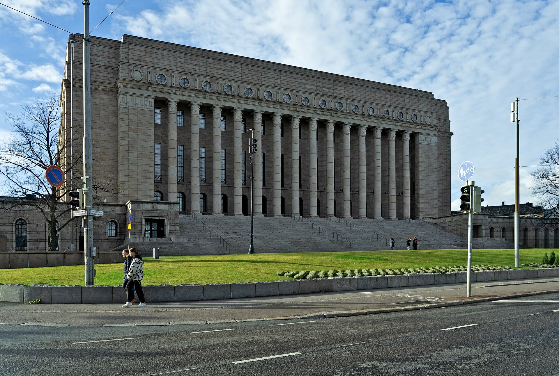 Vantaan MN: Vierailu eduskuntaan
