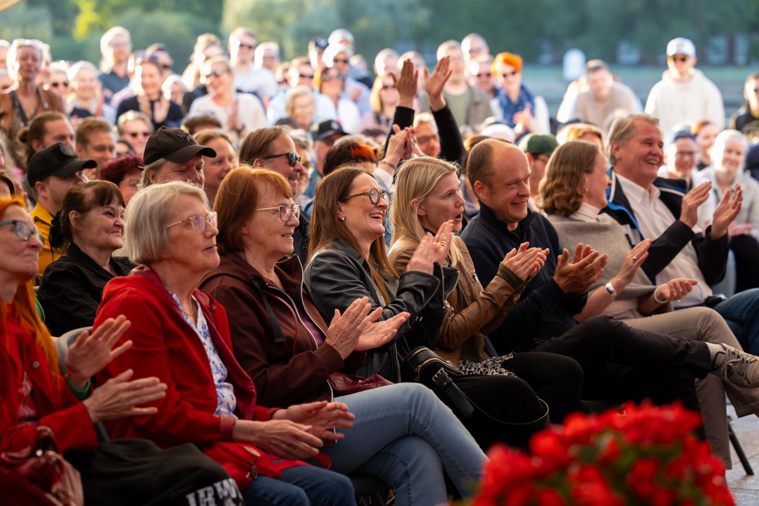 Maanpuolustusnaiset mukana SuomiAreenassa