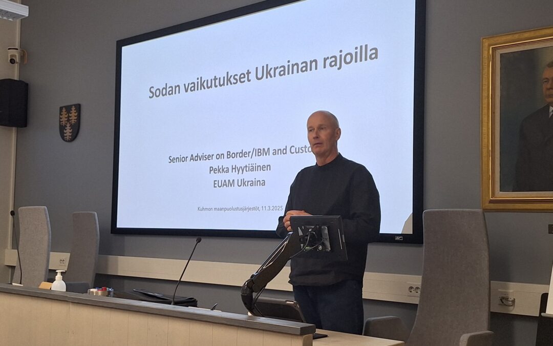Esitelmätilaisuus aiheesta sodan vaikutukset Ukrainan rajoilla