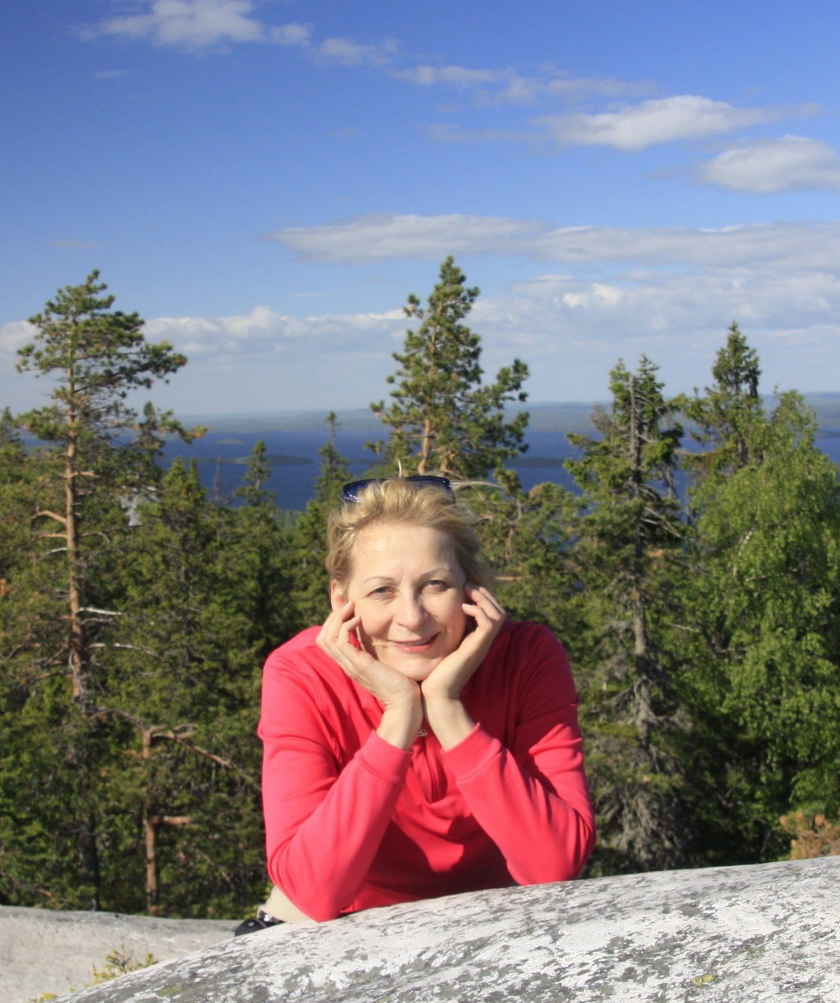 Yhdessä ilolla kesään!