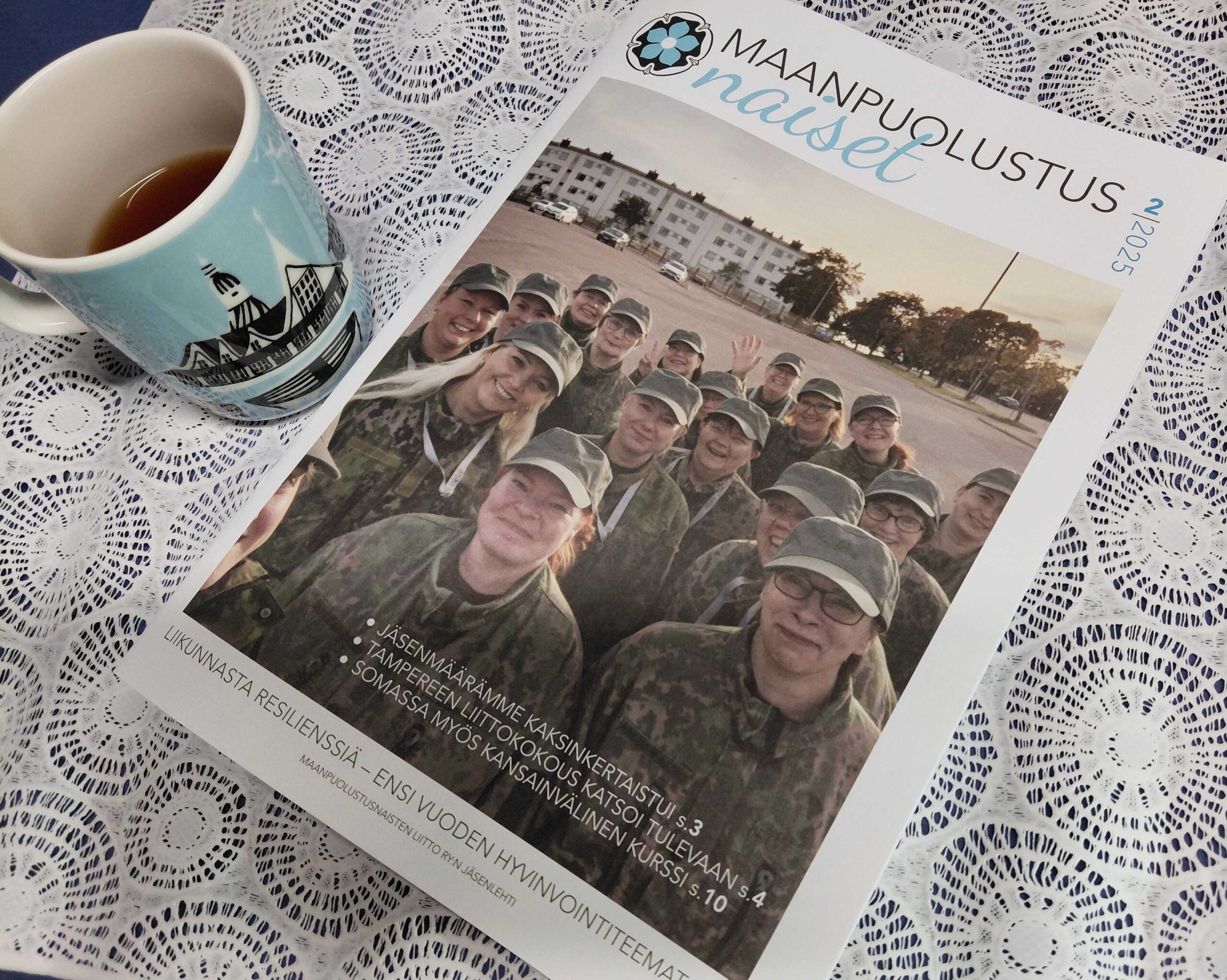 Lehti_vaaka Maanpuolustusnaiset-lehti